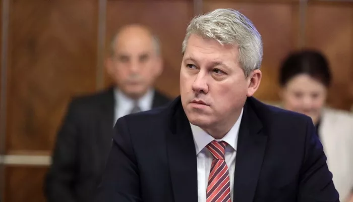 „PNL nu trebuie să iasă de la guvernare și nu trebuie să lipsească de la masa deciziilor. Bolojan nu merita această moțiune de cenzură” – Aleph News