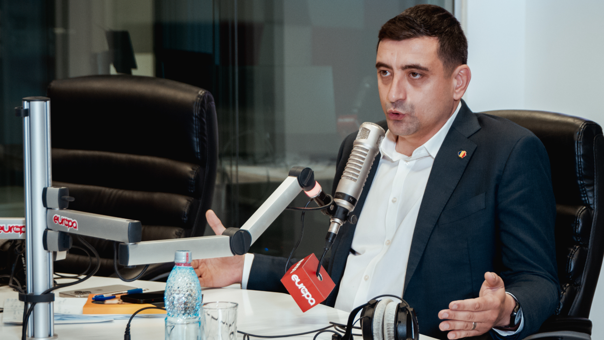 George Simion, președintele AUR, acum la ”România în Direct” cu Cătălin Striblea. LIVE TEXT : Europa FM
