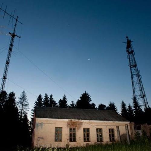 Stația radio misterioasă a Rusiei transmite din nou. Experții încearcă să descifreze semnalele și se tem de un atac sub steag fals