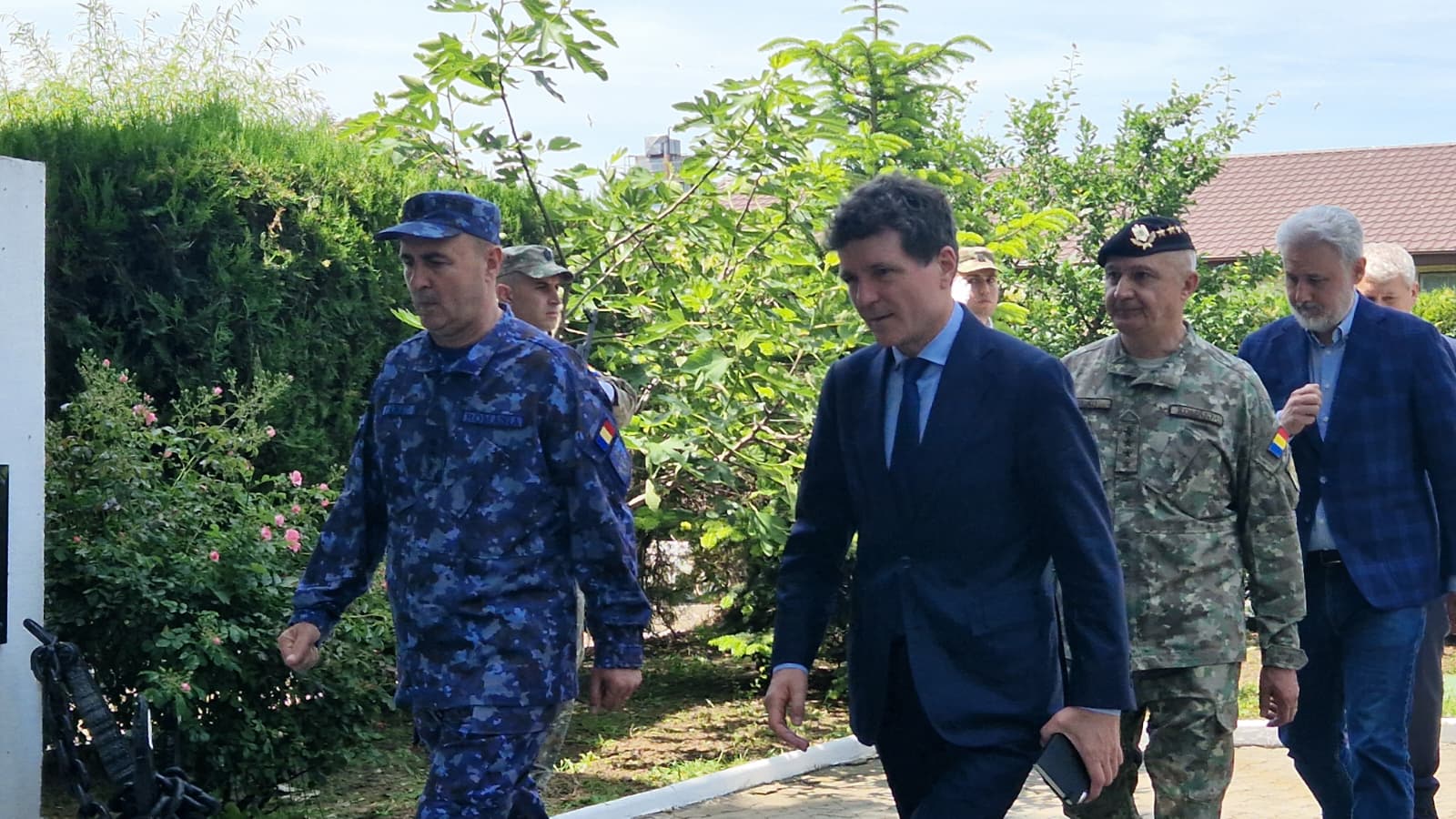 Ședință de lucru la Constanța, convocată de președintele României, după explozia dronei maritime din Portul Constanța : Europa FM