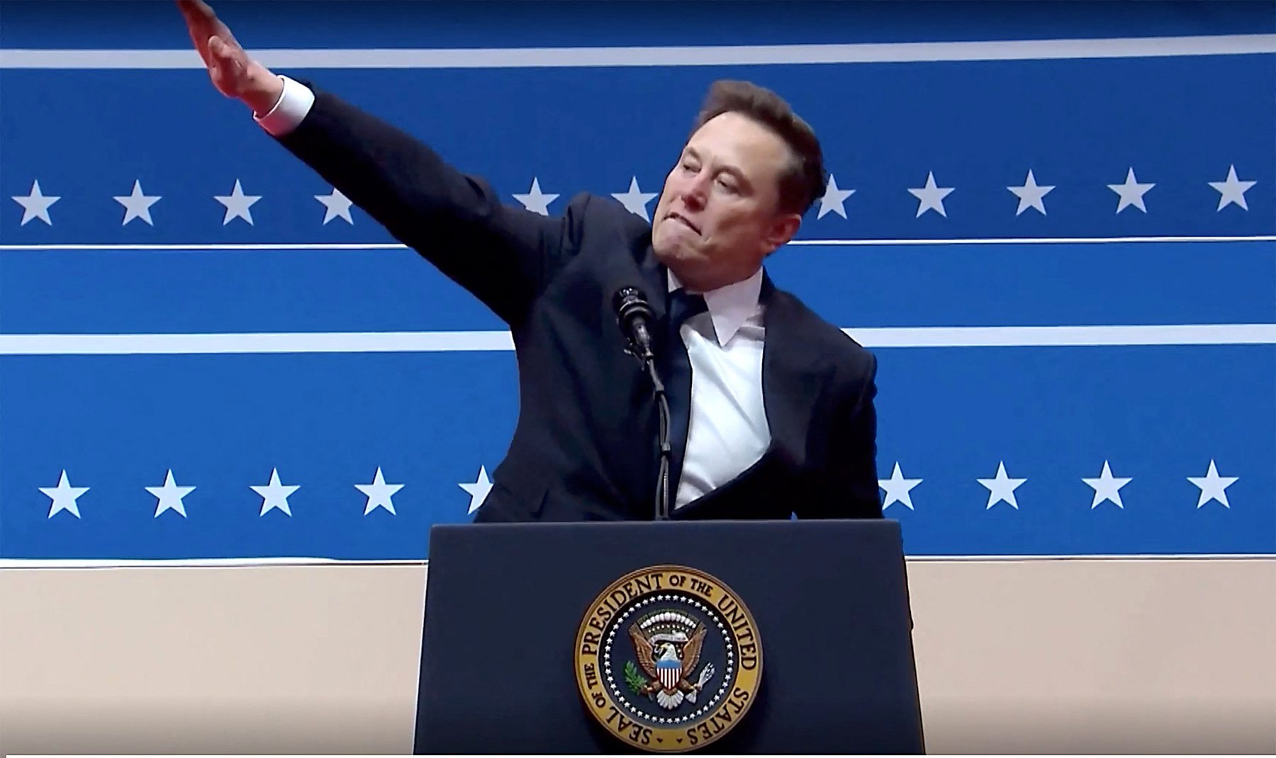 Elon Musk o susține deschis pe Marine Le Pen la președinție. Vede în ea „ultima speranţă a Franţei”