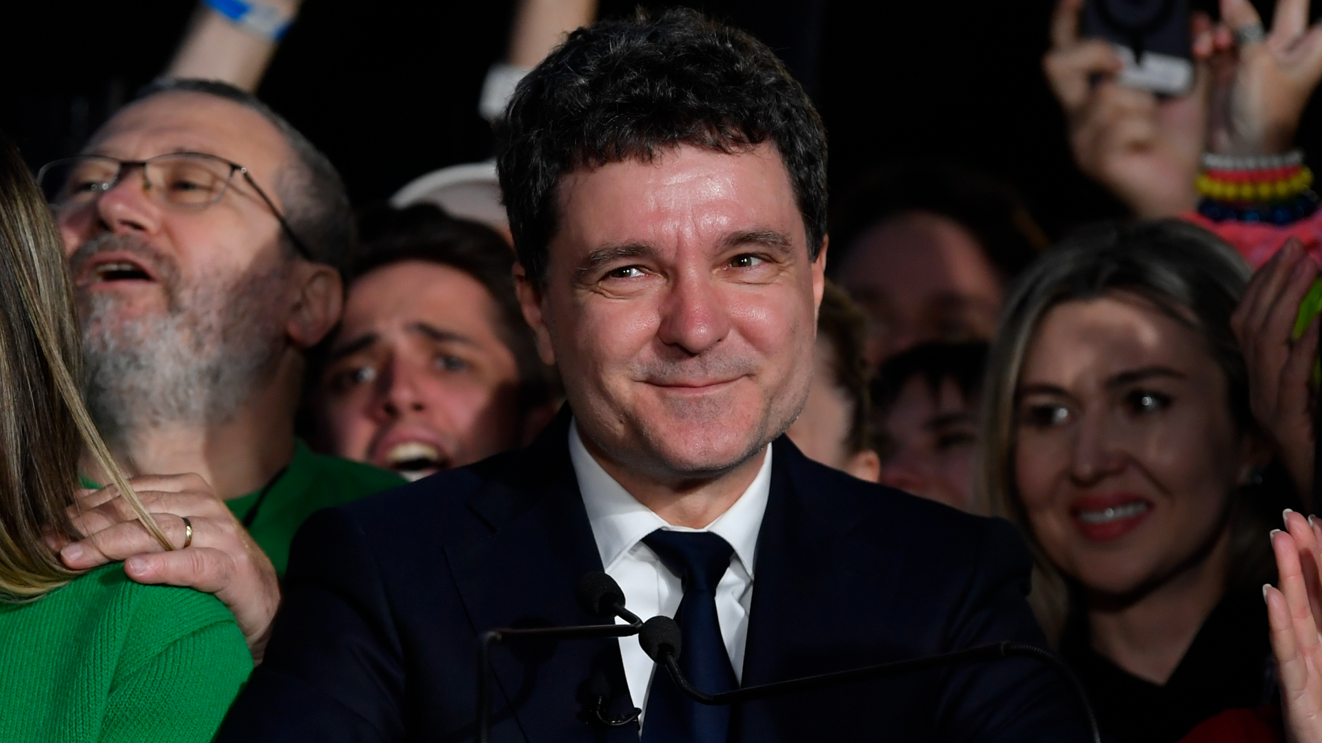 Președintele Nicușor Dan și-a publicat declarația de avere pentru acest an. Documentul de 33 de pagini include și donațiile primate de șeful statului în campania pentru alegerile prezidențiale : Europa FM
