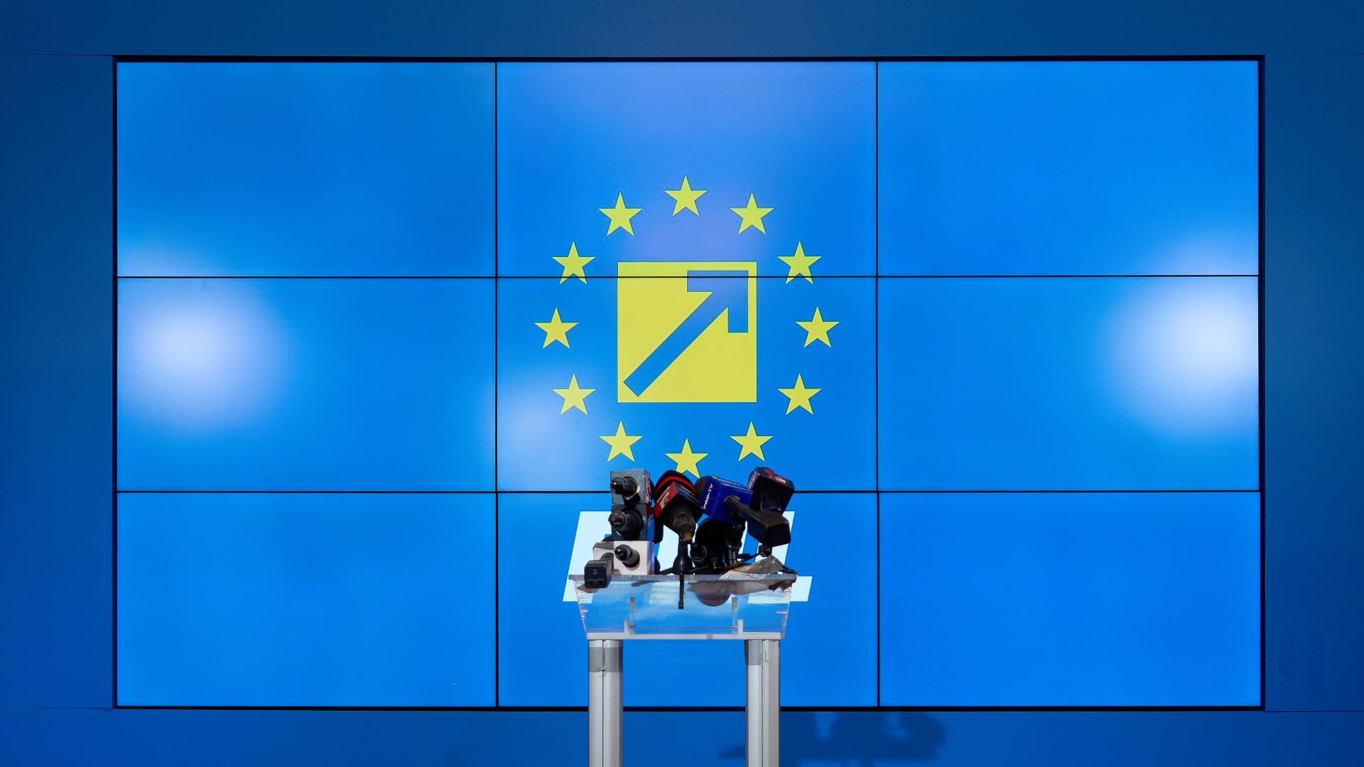 PNL va ataca în instanță decizia Tribunalului București privind suspendarea hotărârilor luate la Congresul extraordinar din 21 iunie : Europa FM