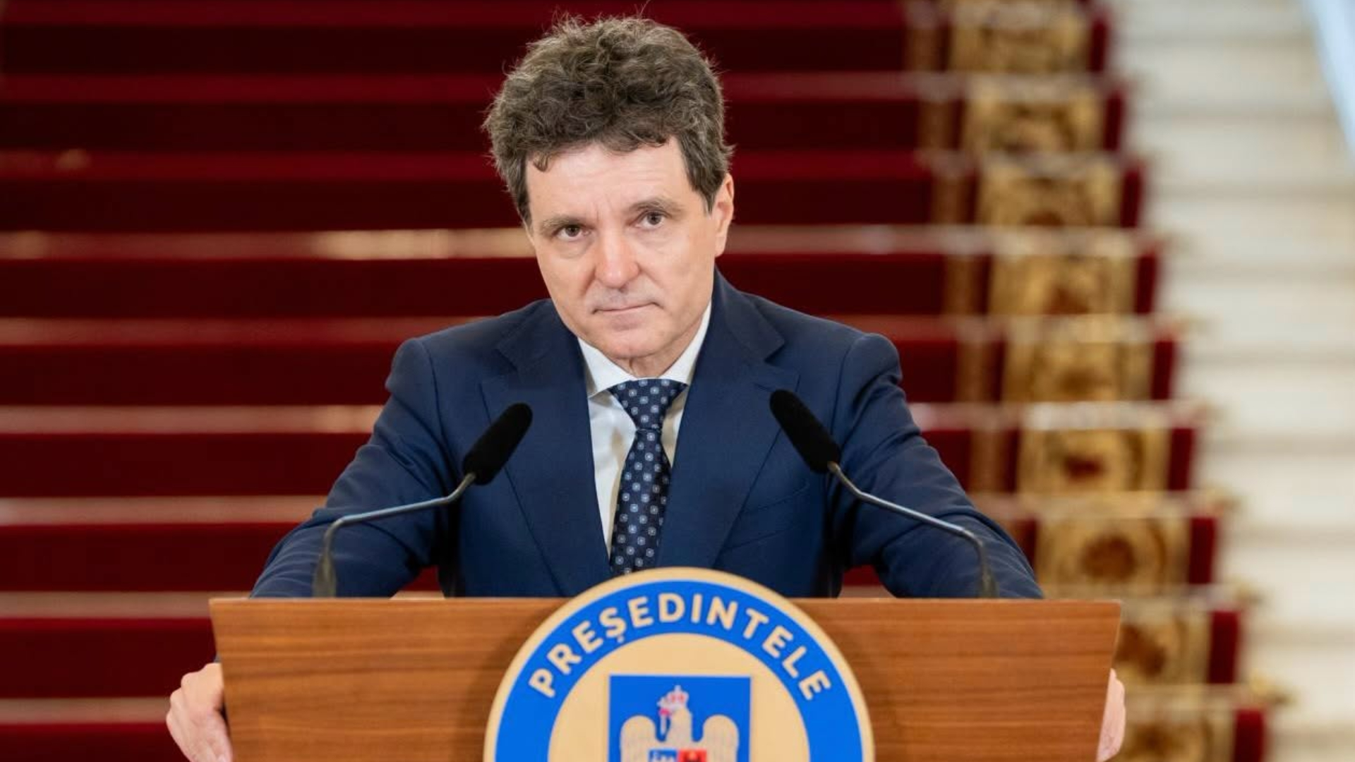 Nicușor Dan se întâlneşte, la Cotroceni, cu reprezentanţi ai fostei coaliţii