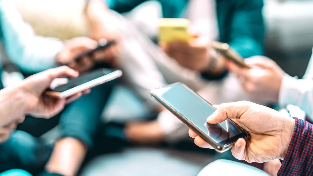 Oamenii plătesc ca să fie blocați în afara propriului telefon