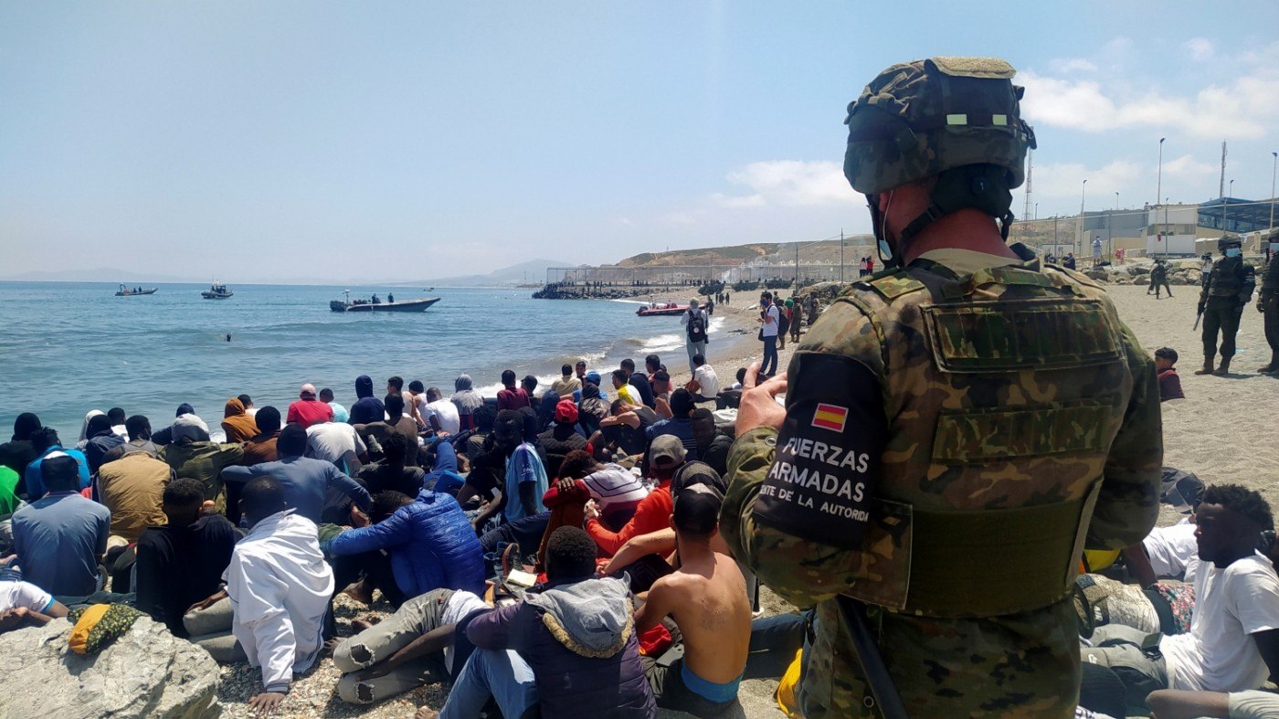 Rusia, în spatele crizei migranților din Ceuta? Ce spun serviciile de informații