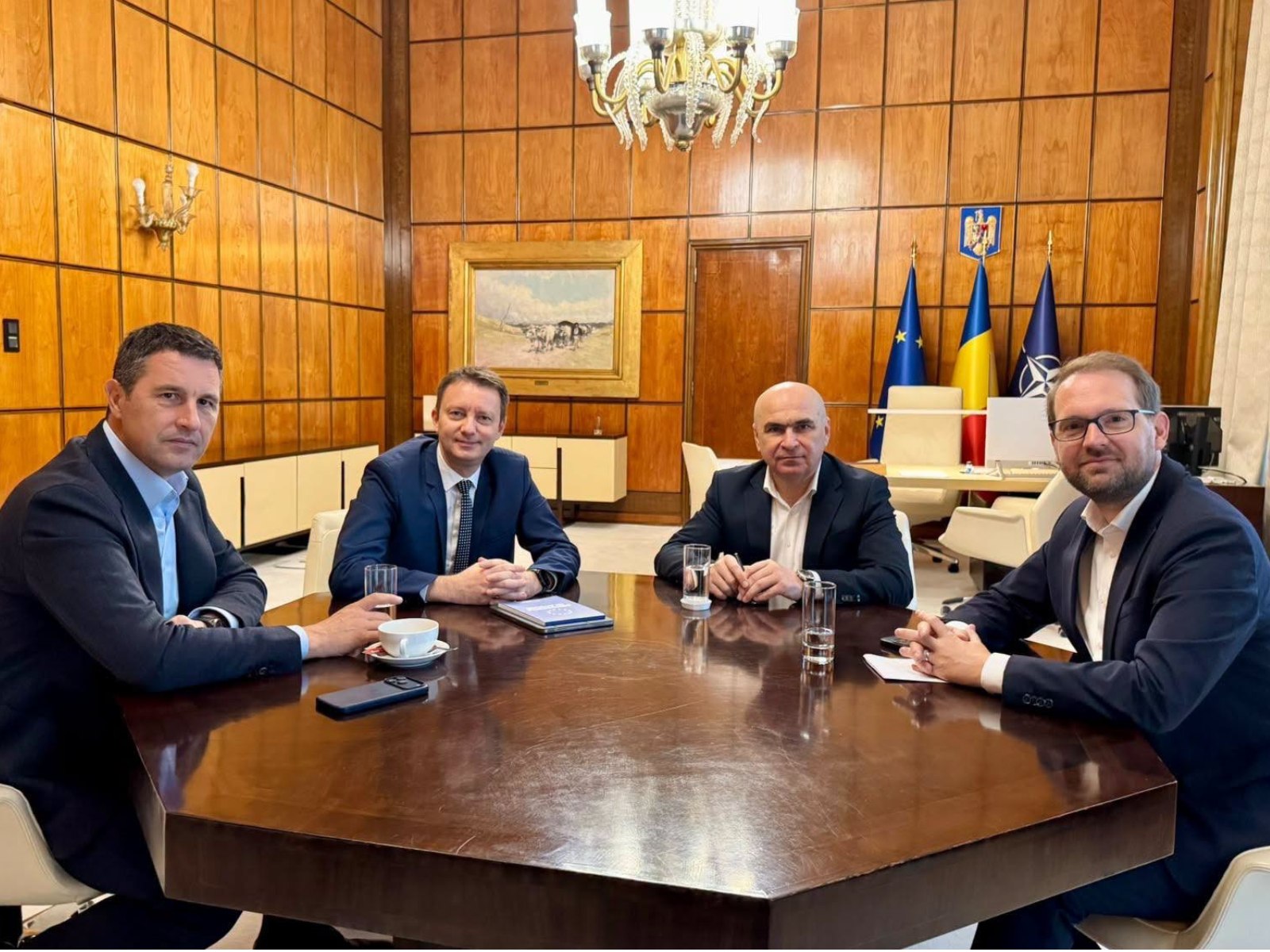 Siegfried Mureșan nu refuză voturile AUR, dar exclude negocierile cu acest partid. Până acum are 169 din cele 233 necesare