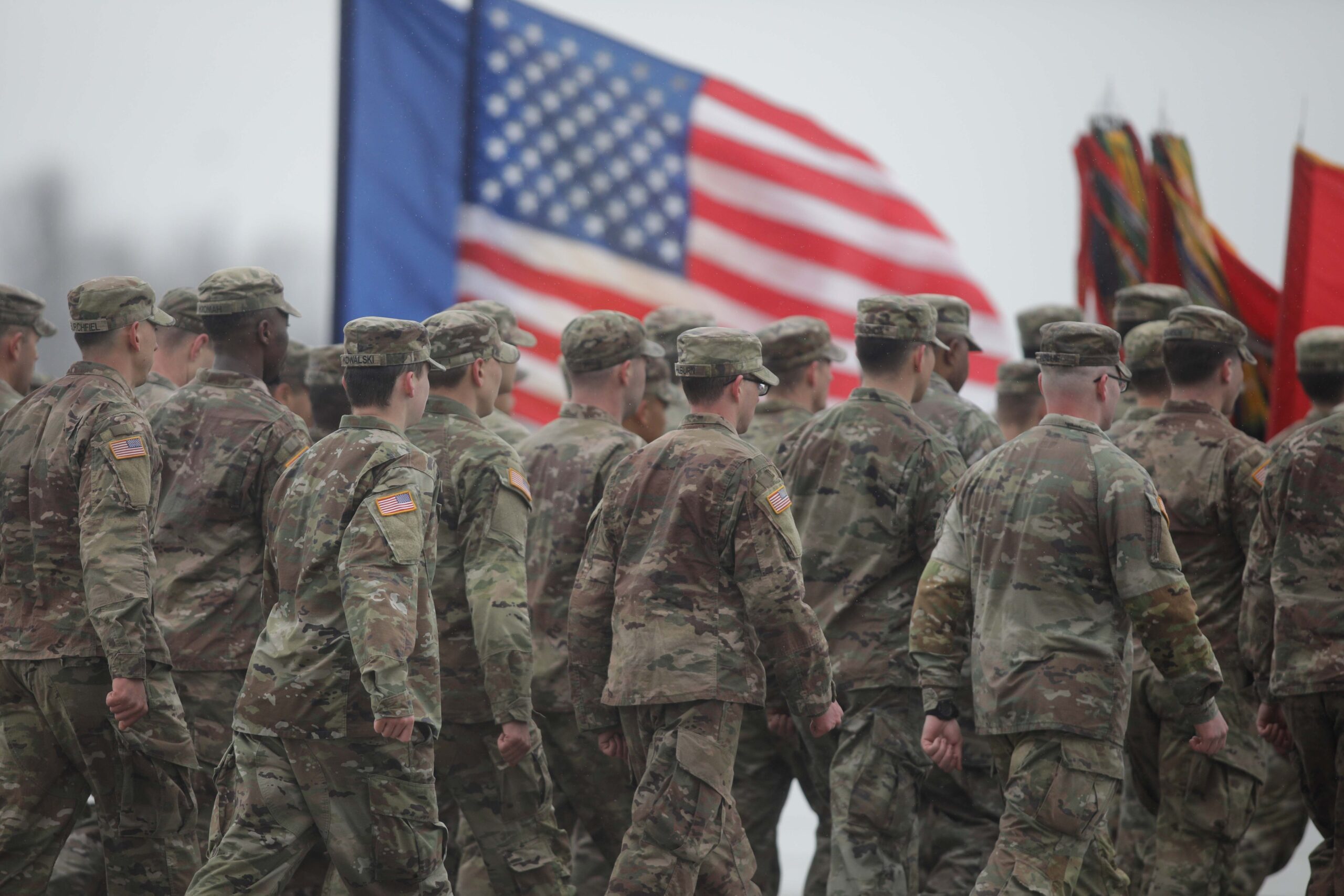 Polonia intenționează să găzduiască 15.000 de soldați americani pe teritoriul său
