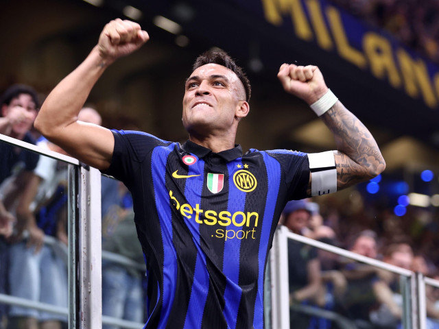 Inter – Napoli 3-2. Elevii lui Chivu au revenit de la 0-2 / Fiorentina – Torino 1-2. Pasă de gol pentru Drăgușin