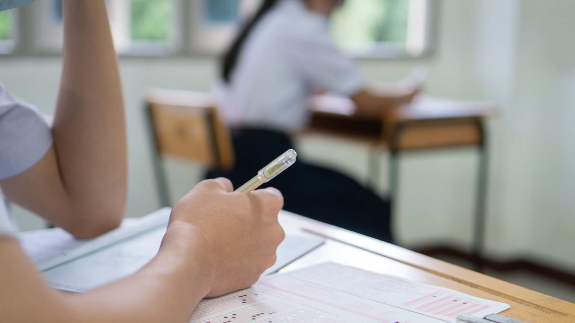 România în Direct. Eșec la testele PISA. Cine este de vină că avem copii analfabeți funcțional? : Europa FM