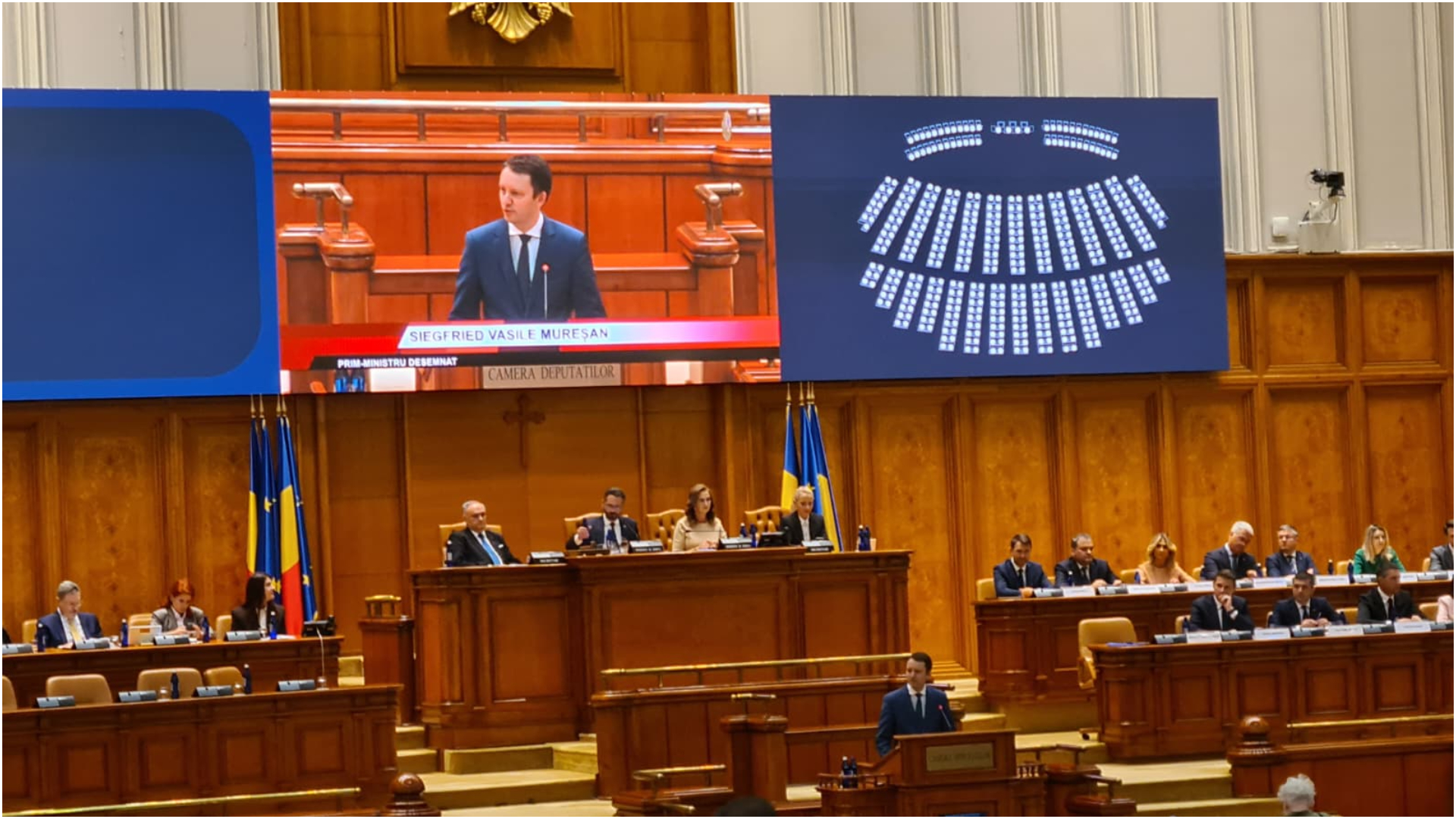 Siegfried Mureșan prezintă programul de guvernare în Parlament, înaintea votului: „Ne propunem să punem ordine în companiile de stat în primele 12 luni de mandat”
