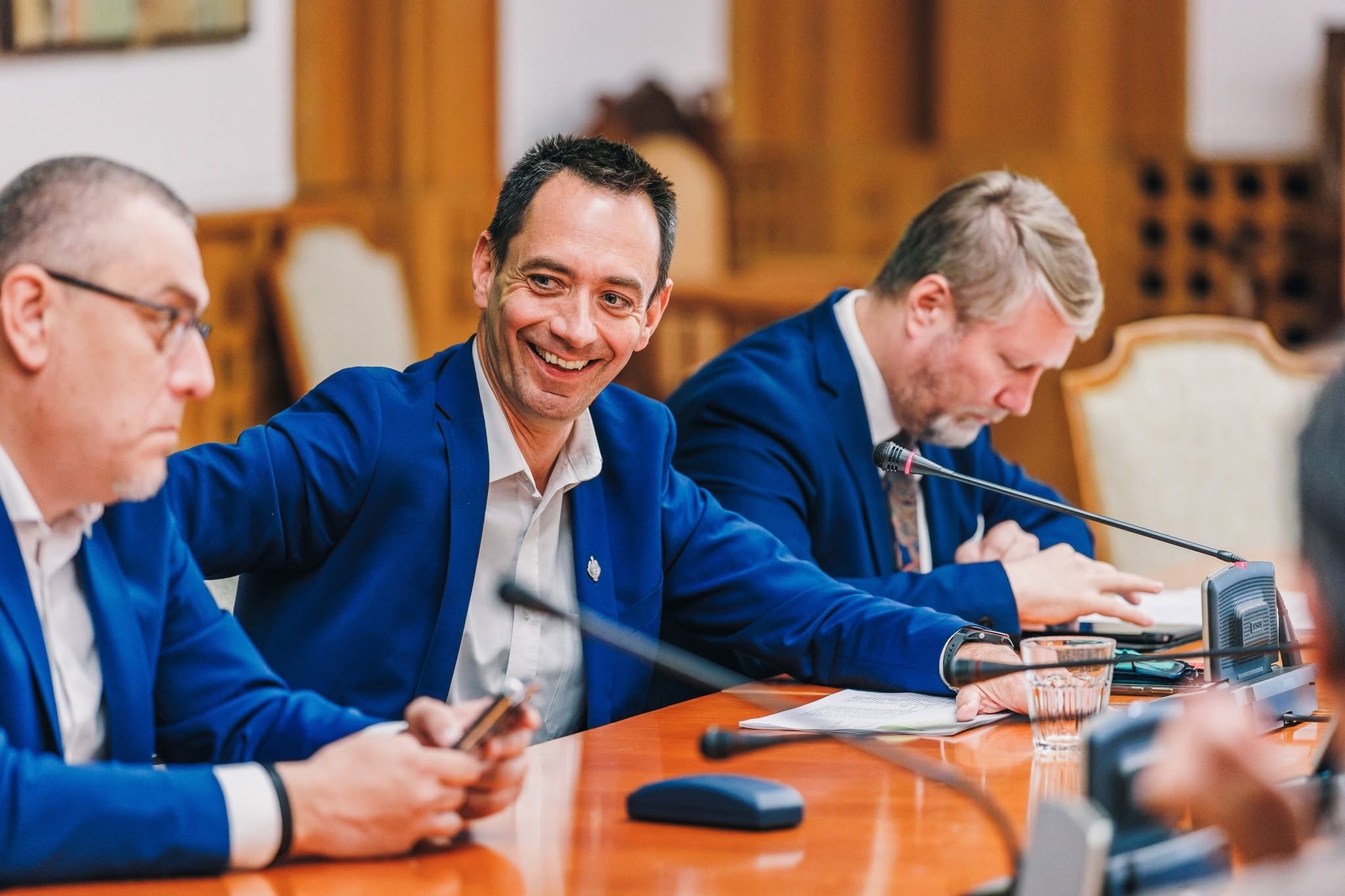 Csoma Botond (UDMR), despre „speculația” că Nicușor Dan ia în calcul dizolvarea Parlamentului: „O cacealma”. Ce s-ar afla în spatele informației