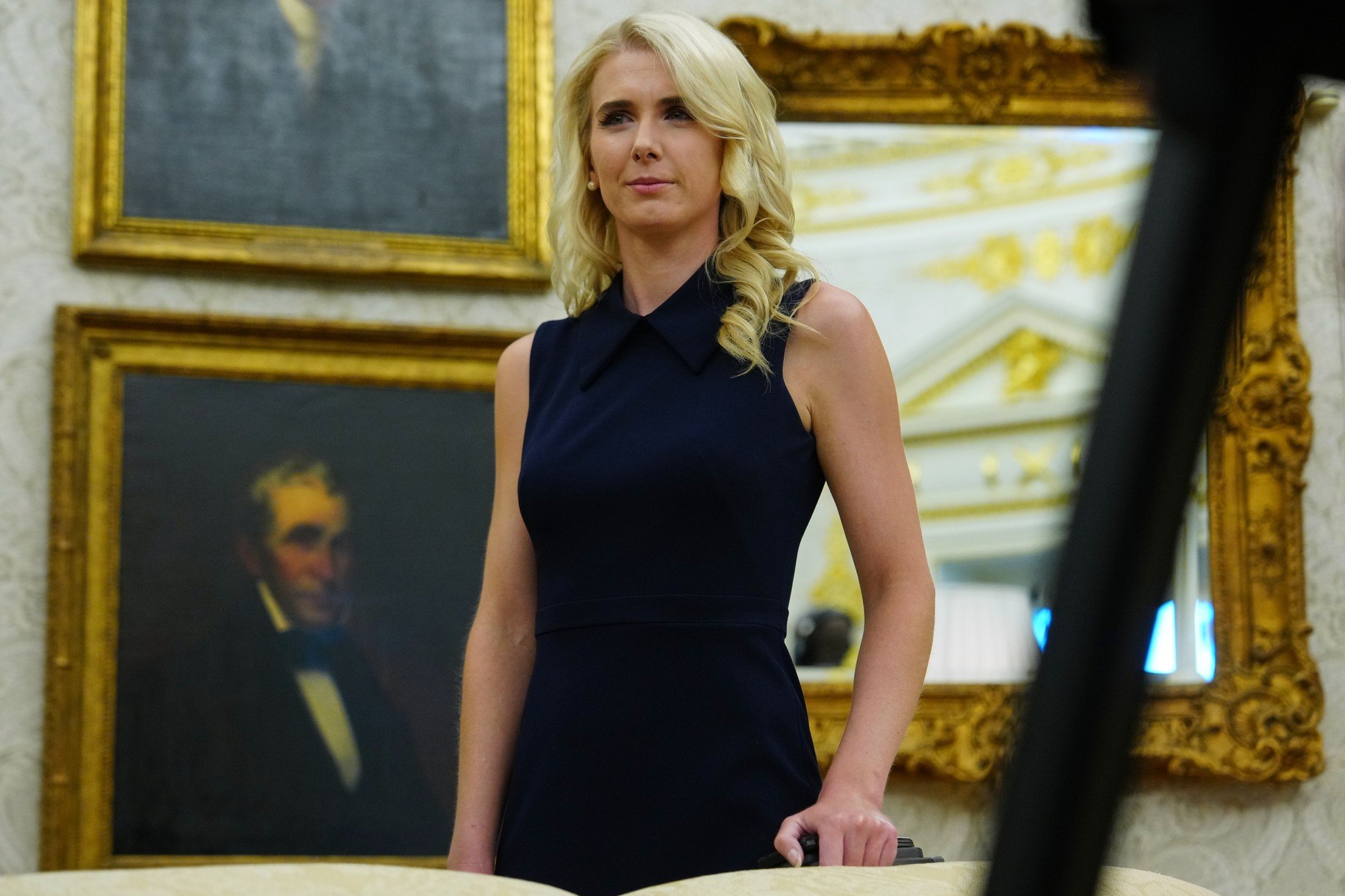 Trump îi amenajează un spațiu privat la Casa Albă uneia dintre cele mai loiale consiliere ale sale