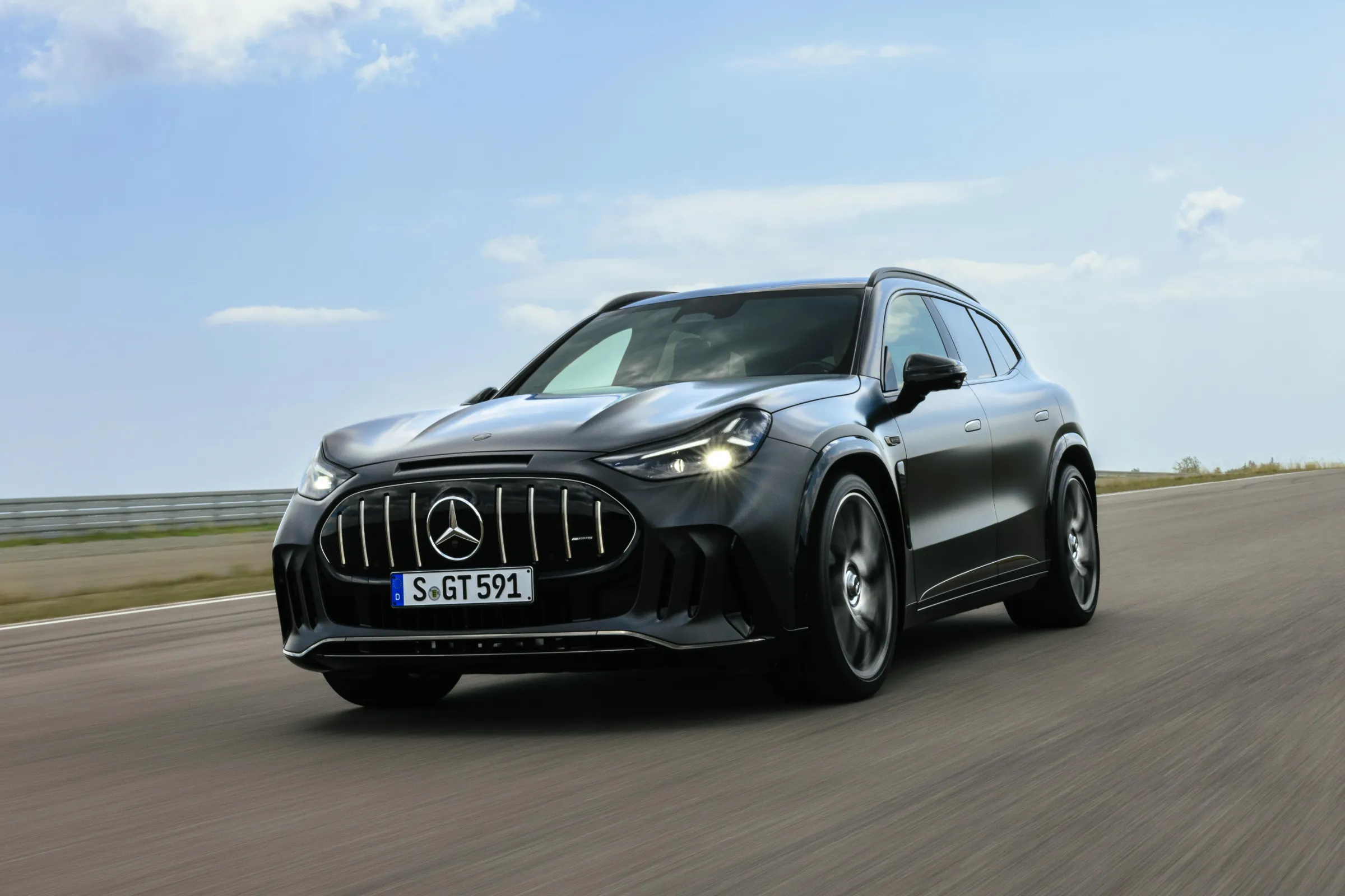 Mercedes-AMG lansează primul SUV electric dezvoltat intern