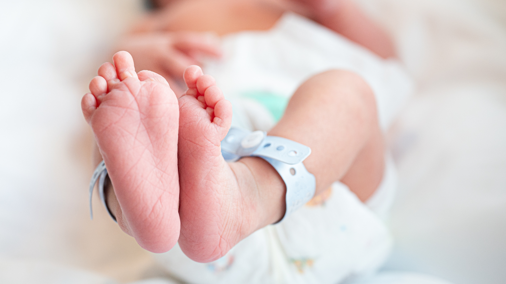 Femeile însărcinate vor avea dreptul la însoțitor la naștere