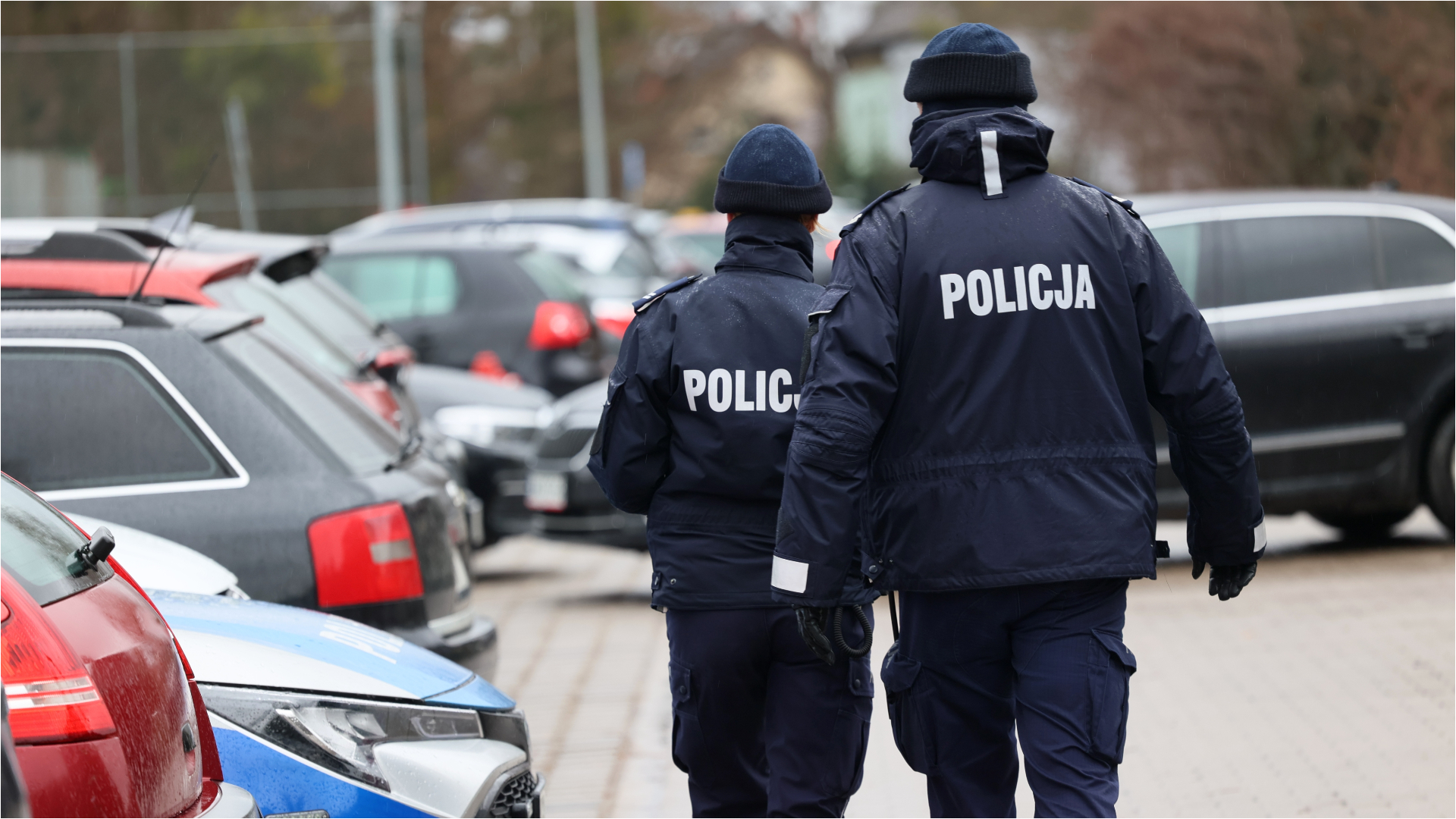 Poliția a reținut mai mulți tineri după cele două atacuri consecutive cu cuțitul în școli